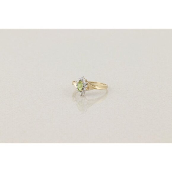 10k Yellow Gold and White Gold Peridot and Diamond Ring Size 6 3/4 - Picture 5 of 7